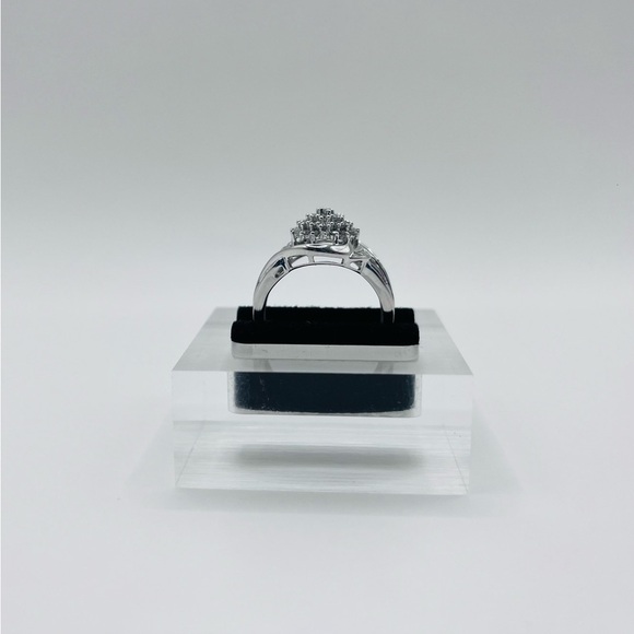 0.75 CT Natural Diamond Cocktail Silver Ring - Picture 5 of 10